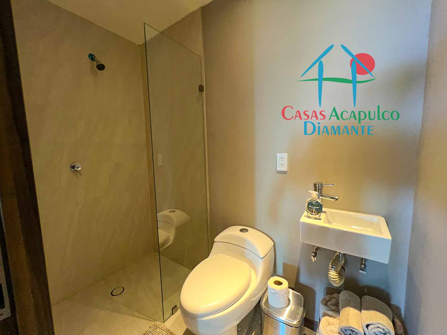 La Isla Emerald F8 - Recámara cinco 3